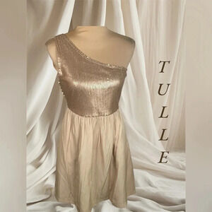 ✨ TULLE‎  For Anthropology Gold One Shoulder Sequins Dress Small New